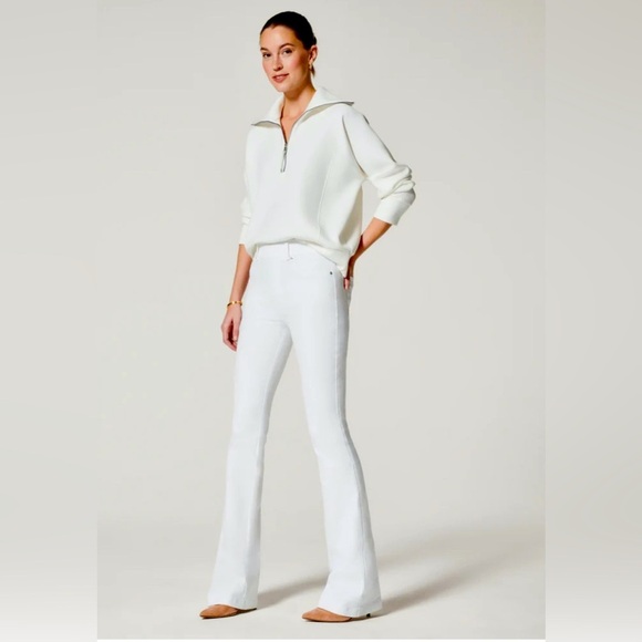 SPANX Sz XL High Rise Pull On Denim Stretchy Flare Slim Bootcut Style Jeans - Picture 1 of 9